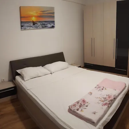 Apartament Yfu Apartmán Năvodari