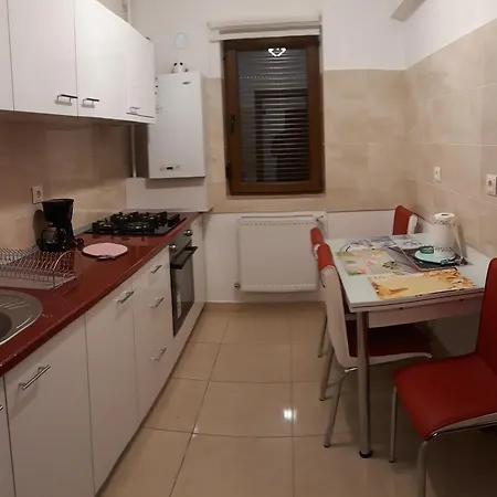 Apartament Yfu *