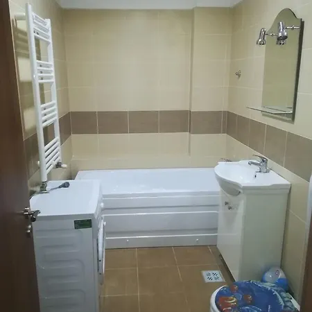 Apartament Yfu Lägenhet